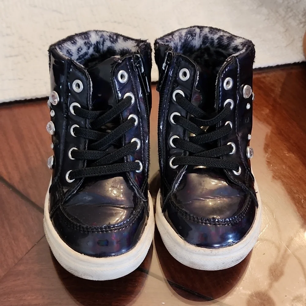 Boots - Picture 1 of 5